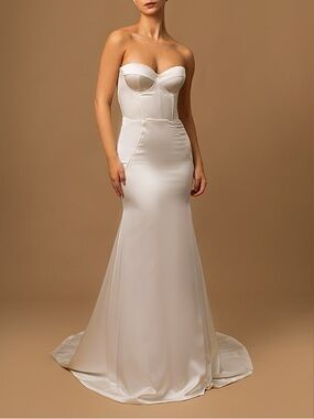 Adriana Madrid ‘Celest’ Gown